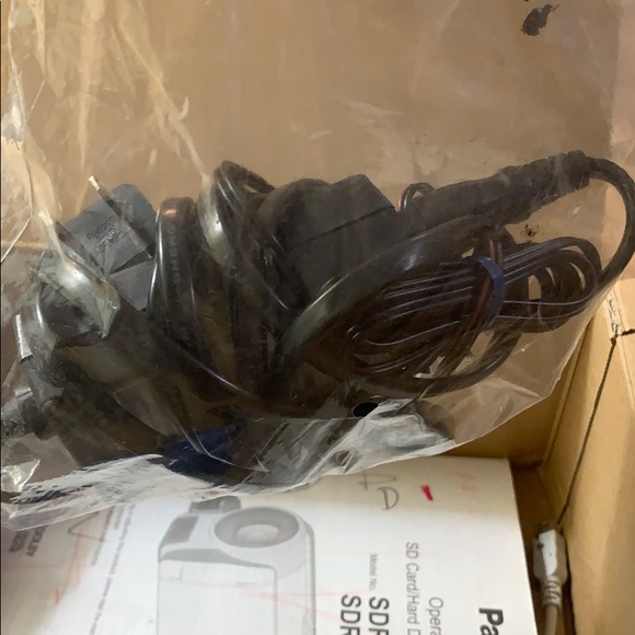 panasonic video recording camera - Picture 2 of 3